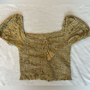 Floral Smocked Puff Sleeve Crop Top